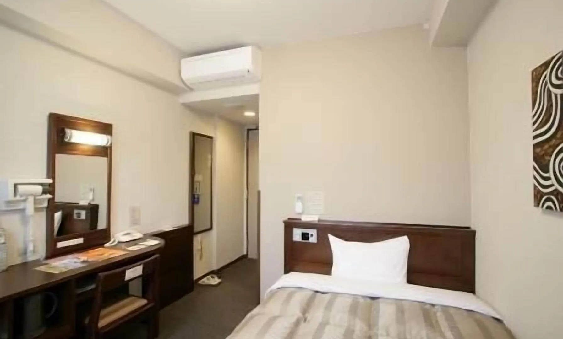 Hotel Route-Inn Kanda Ekimae  Kanda (Fukuoka)